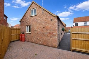 Photo 10- click for photo gallery